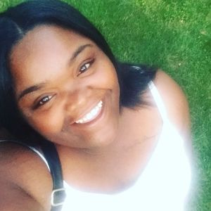 Meet your Posher, Kellie